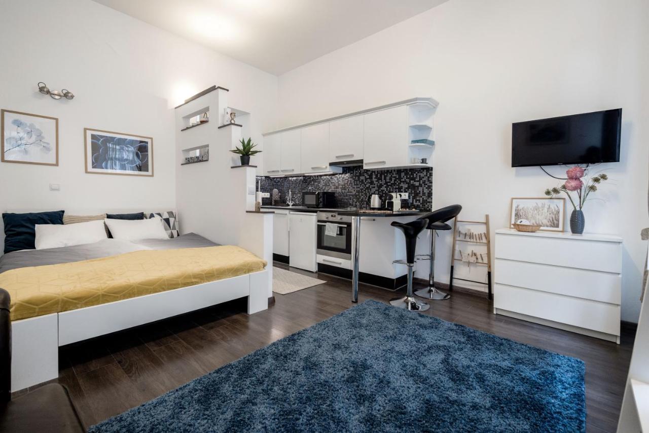 Stylish Downtown Studio Budapest Kültér fotó