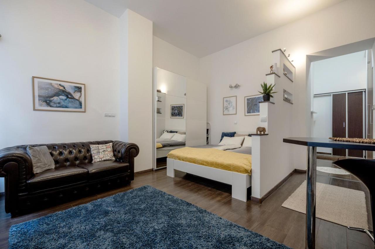 Stylish Downtown Studio Budapest Kültér fotó