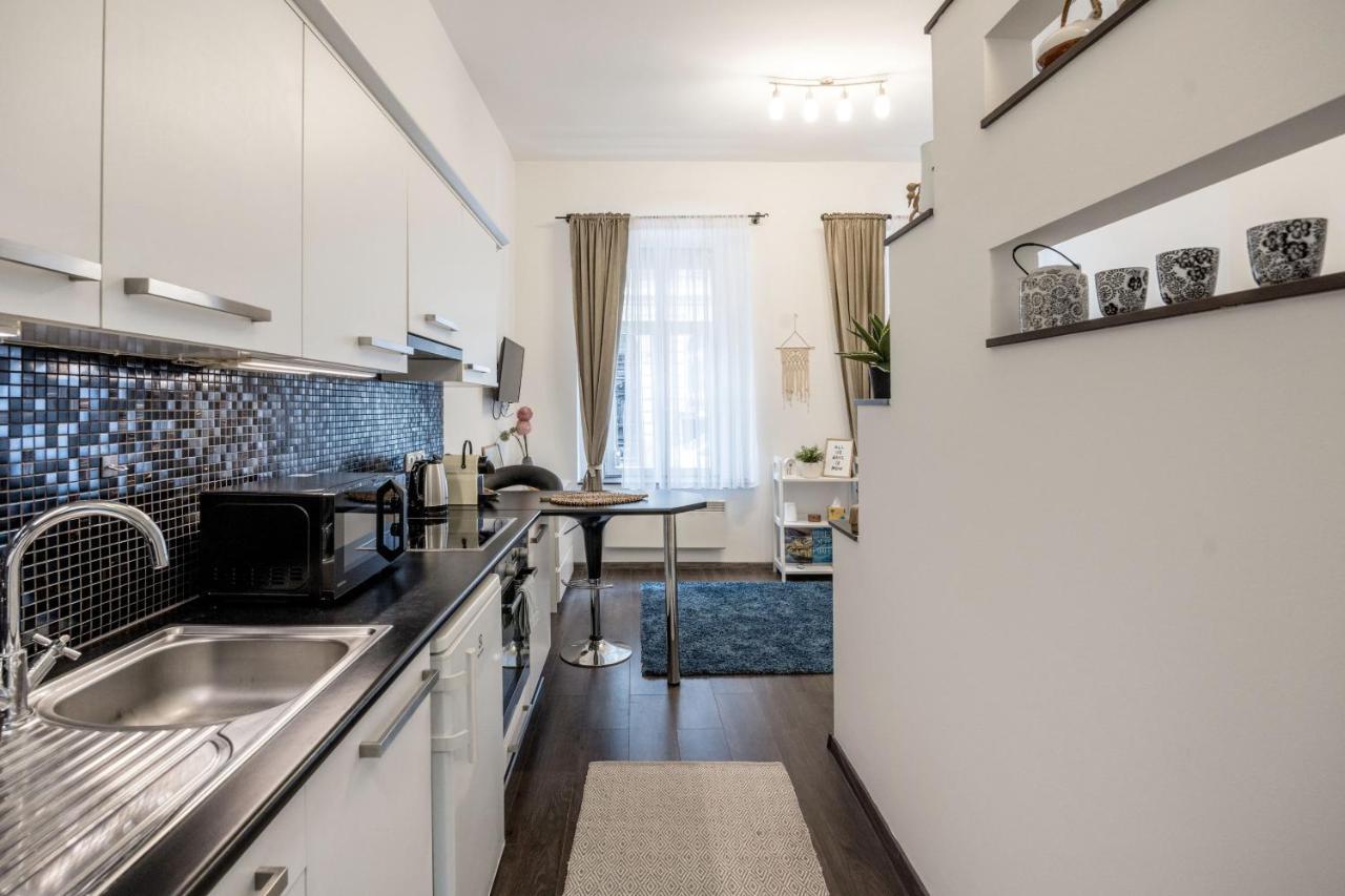 Stylish Downtown Studio Budapest Kültér fotó