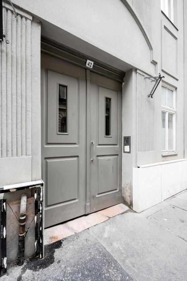 Stylish Downtown Studio Budapest Kültér fotó